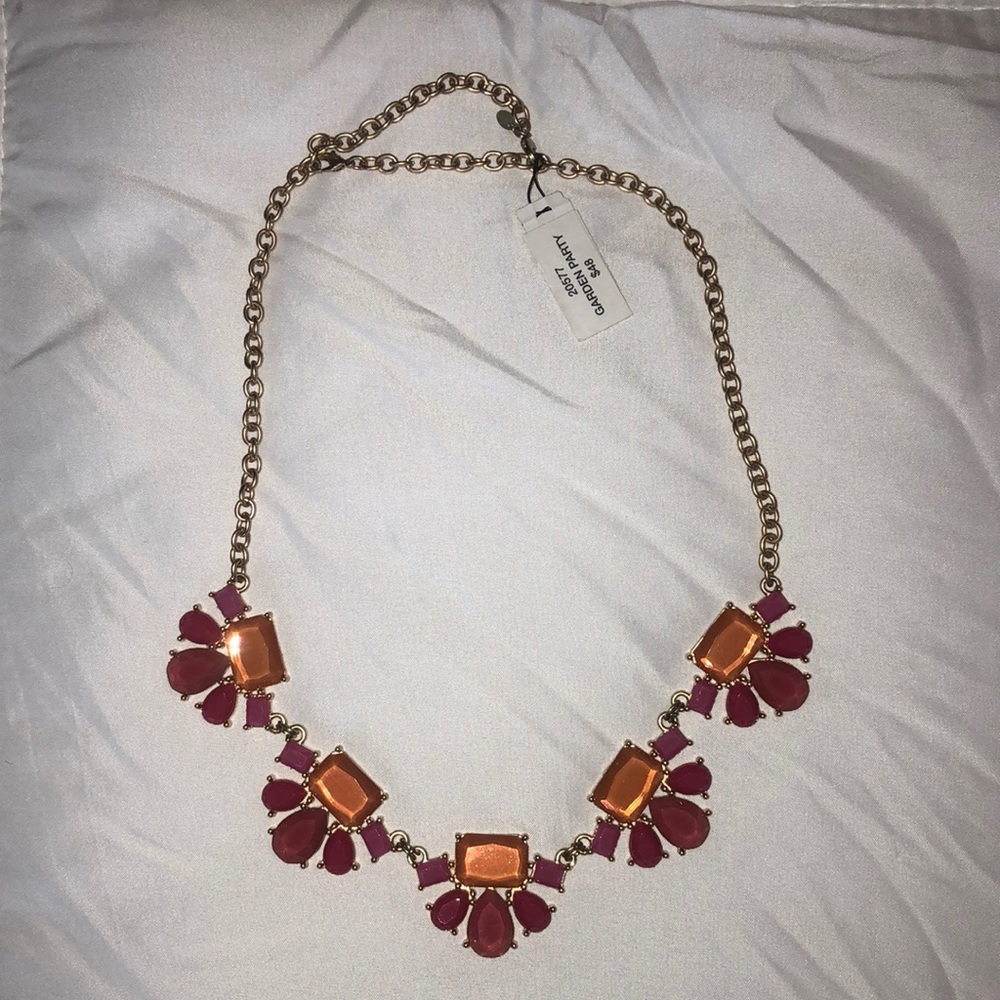 Fun, pretty Premier Designs”Garden Party” necklace